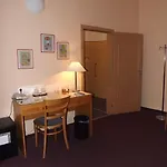 Zátkův Dům Hotel 3*