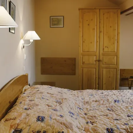 Hotel Zatkuv Dum