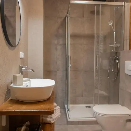 Hotel Zatkuv Dum 3*