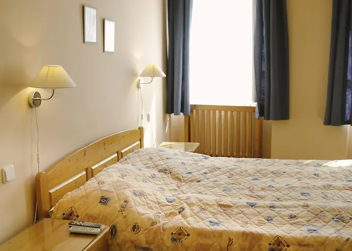 Zatkuv Dum 3*